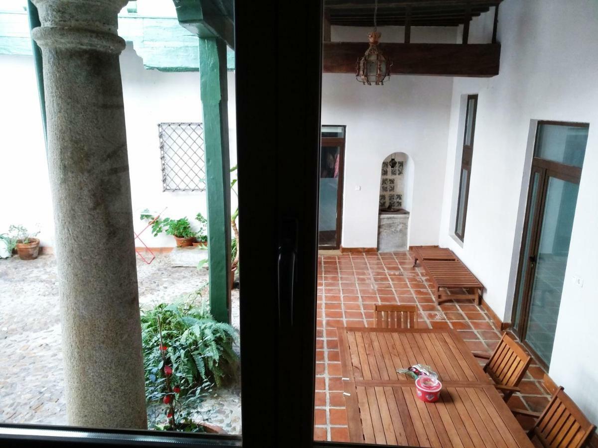El Patio Del Convento Apartment Toledo Bagian luar foto